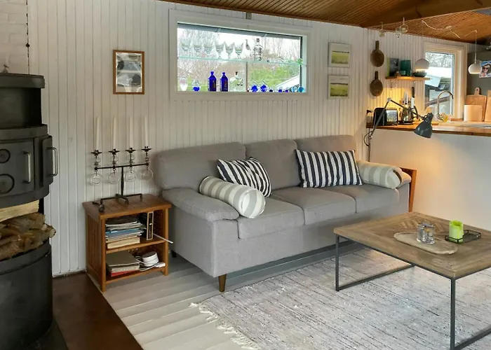 Charming Coastal Retreat With Sea View Højby
